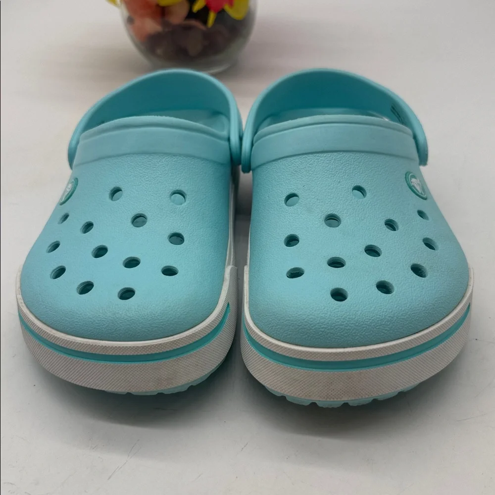 CROCS Kids Light Aqua Clog Sandals Size 6 CR9562A